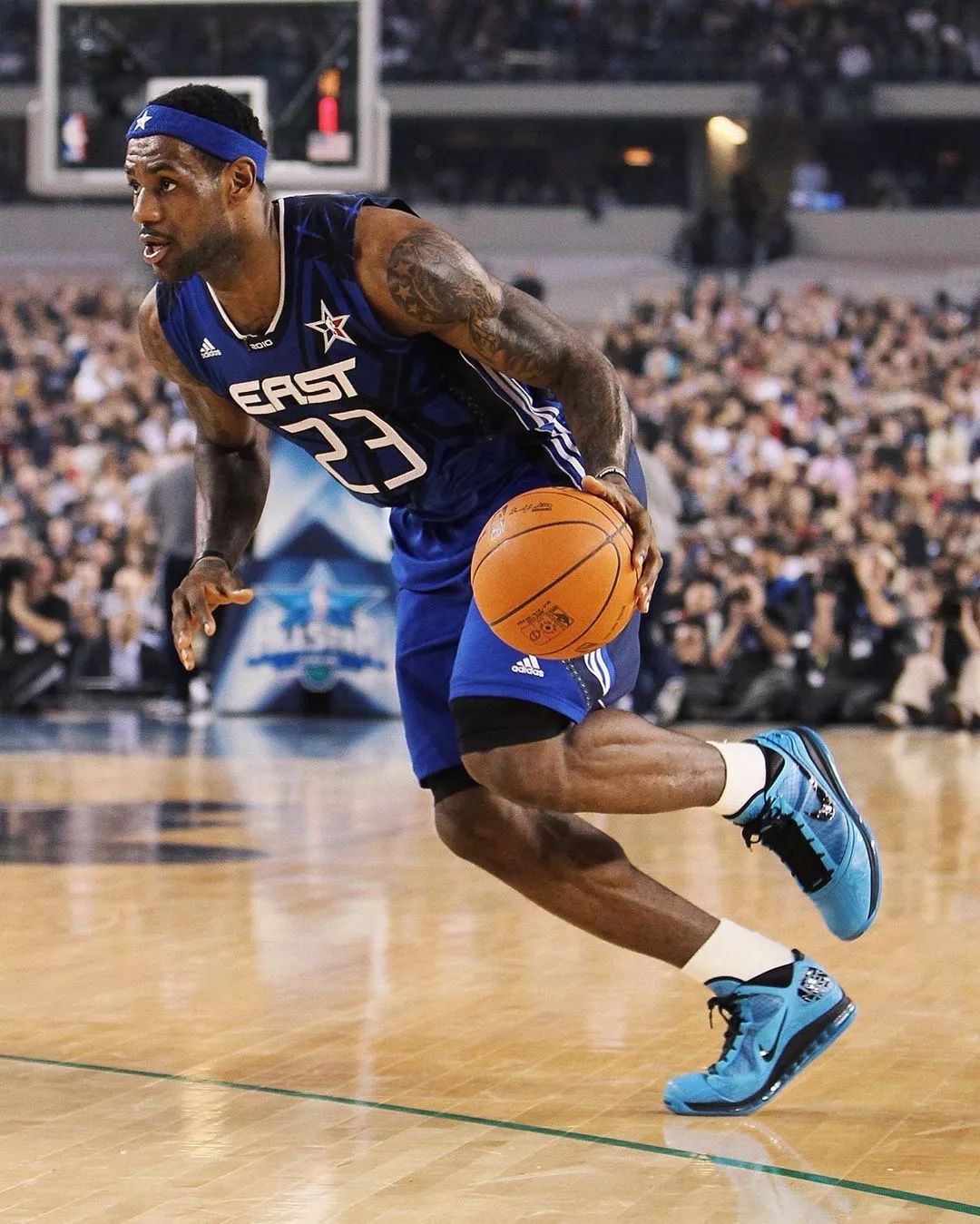 和平精英新地图进入比赛服