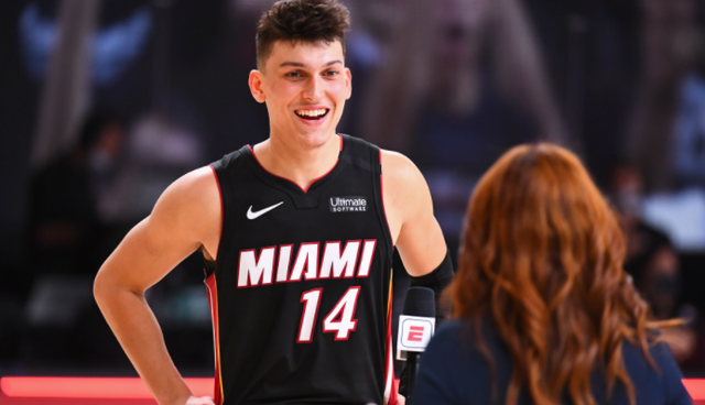 篮球——NBA常规赛：掘金胜勇士