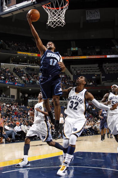 齐尔克泽破门加乌龙助攻 曼联1-1狼队