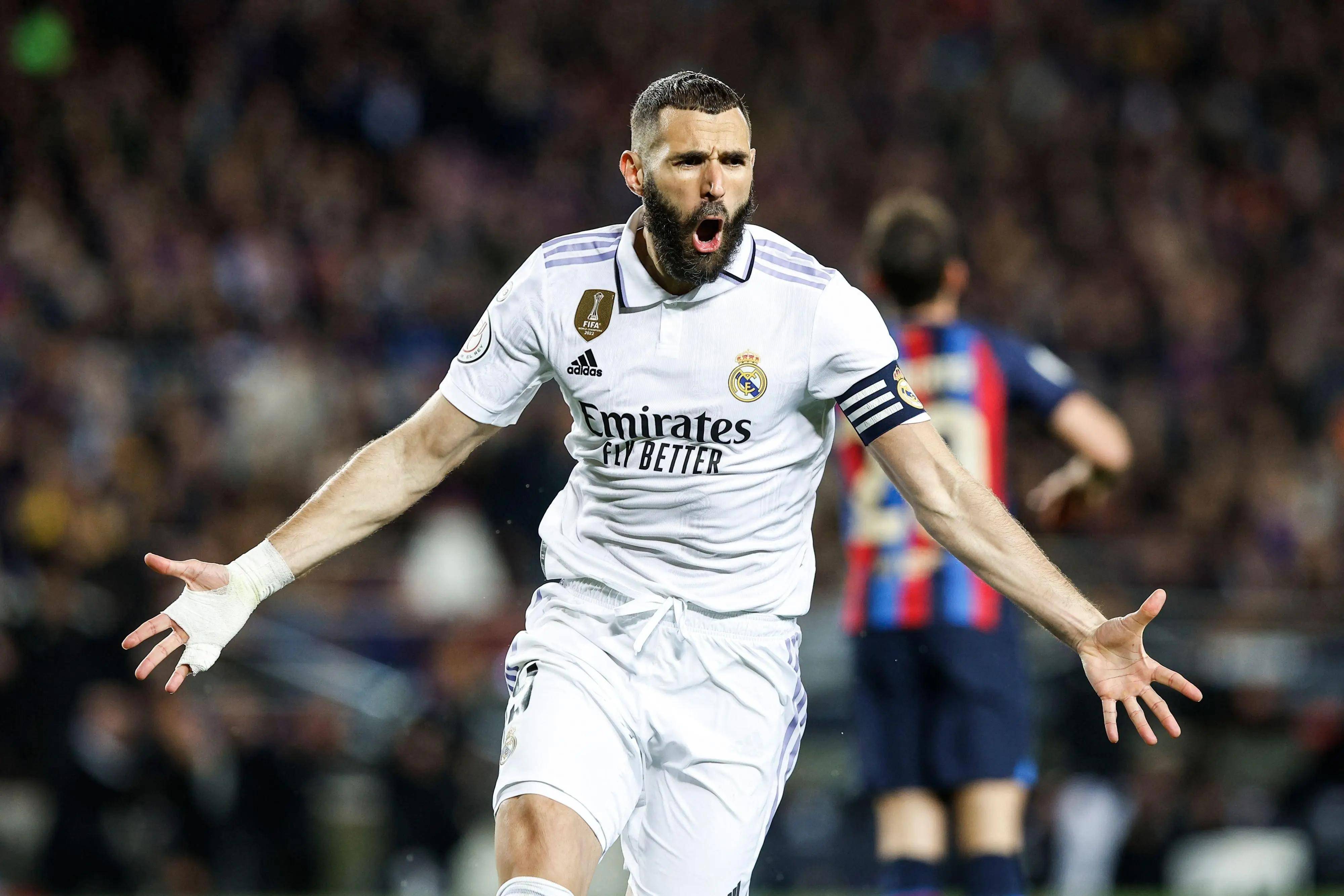 焦点大战，尤文发布国家德比海报：凯夫伦-图拉姆单人出镜