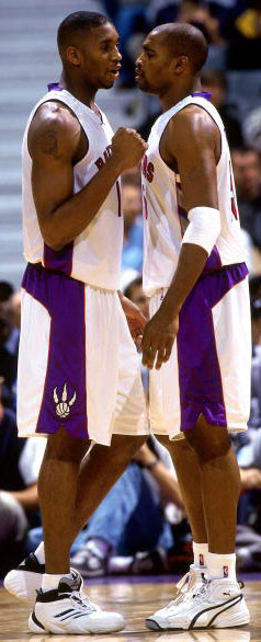 足球欧冠决赛将首次引入AI裁判辅助系统